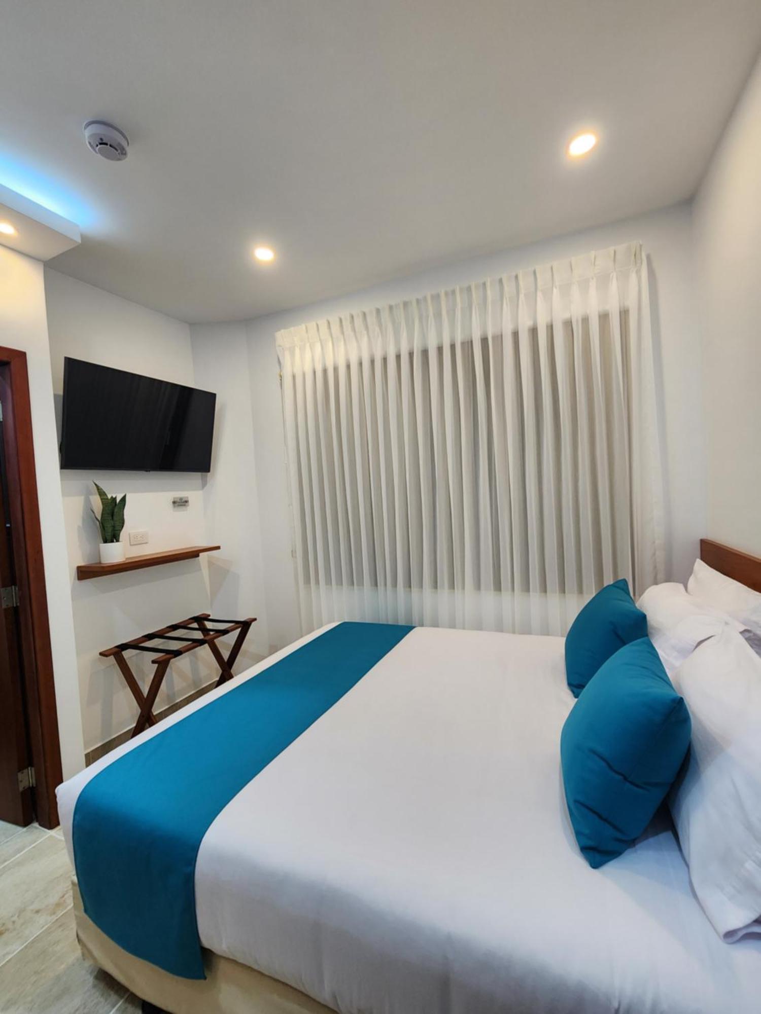 Casa Galapagos By Hostal Fragata Puerto Ayora  Exteriör bild